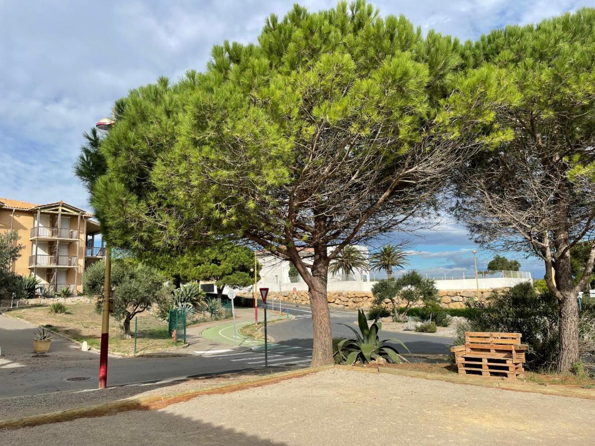 Vvf Narbonne-Plage Saint-Pierre-La-Mer Fleury  Exterior photo